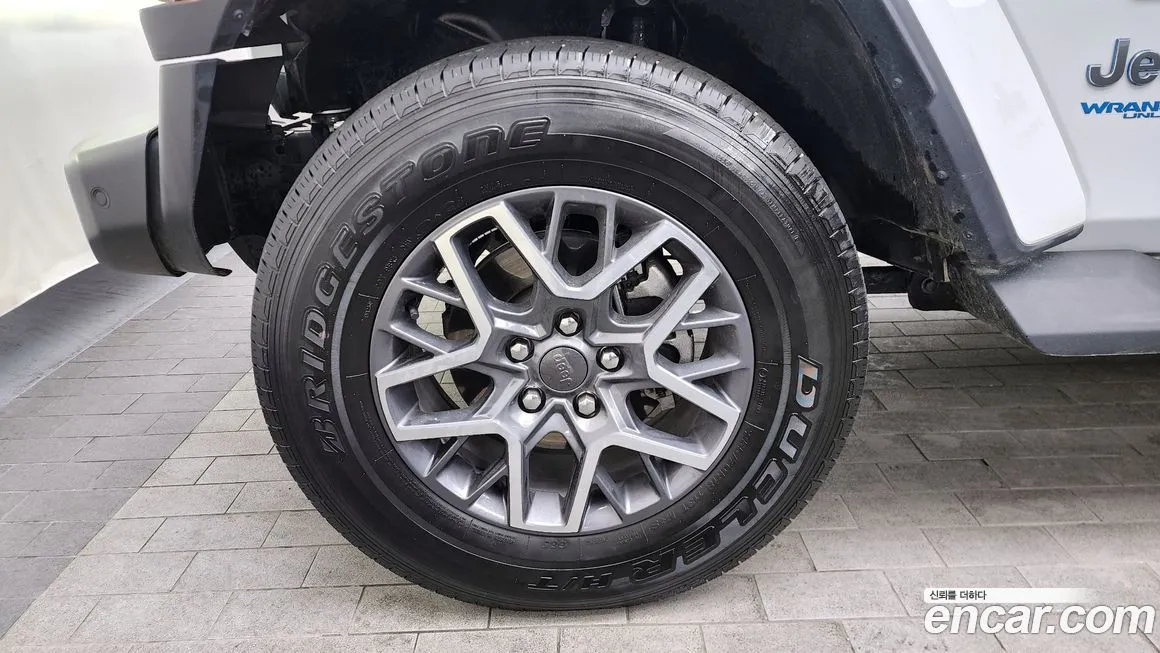 Jeep Wrangler 2022 из KR, фото 10
