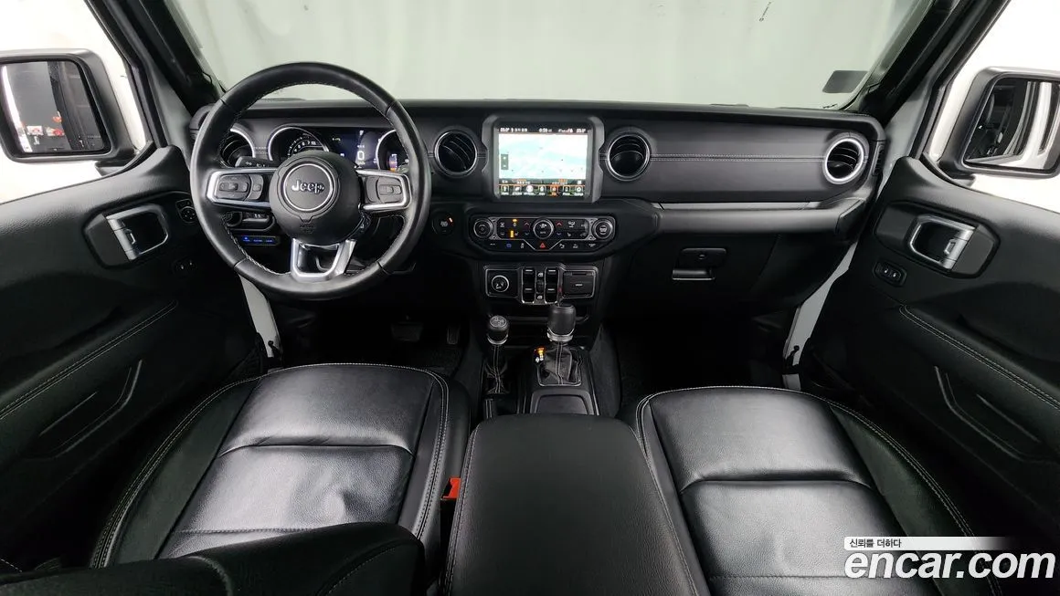 Jeep Wrangler 2022 из KR, фото 9