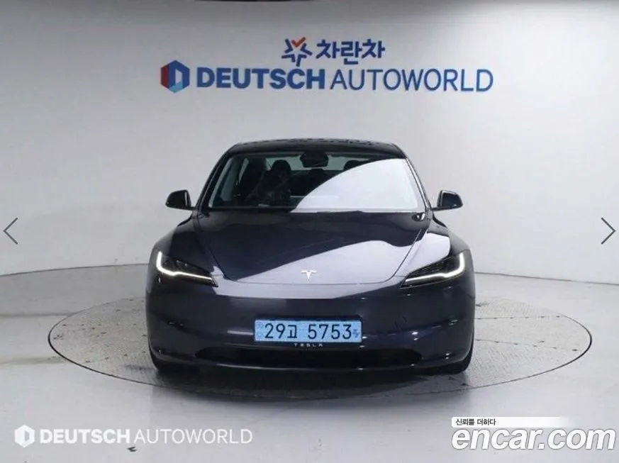 Tesla Model 3 2025 из KR, фото 3