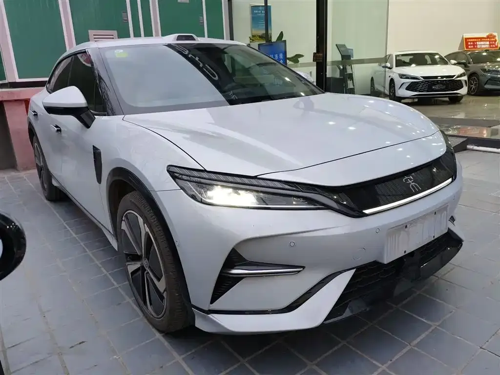 BYD L EV 2025 из CN, фото 3