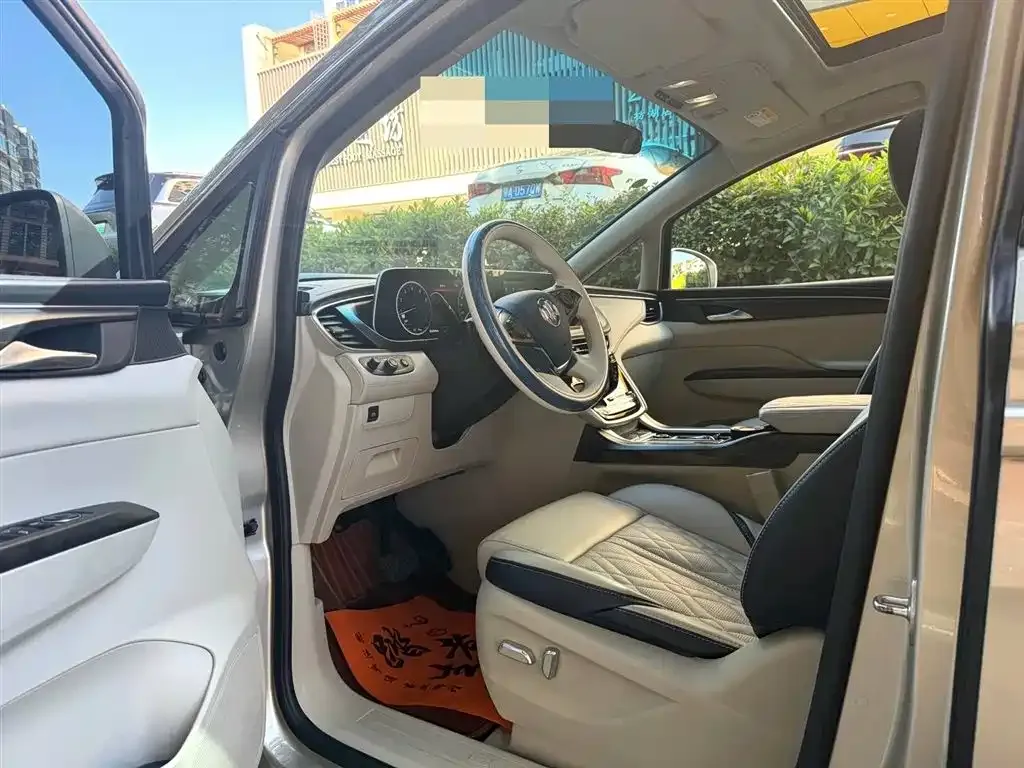 Buick GL8 2021 из CN, фото 3