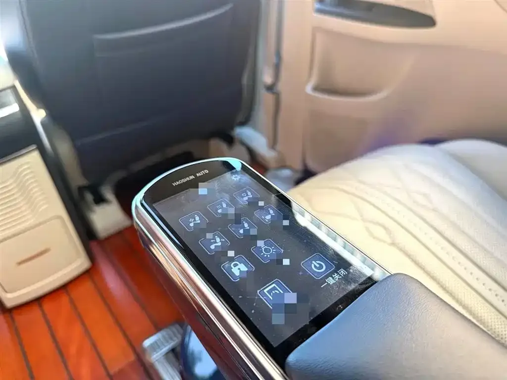 Buick GL8 2021 из CN, фото 5