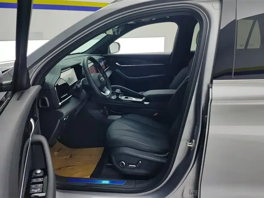 Geely Xingyue L 2024 из CN, фото 3