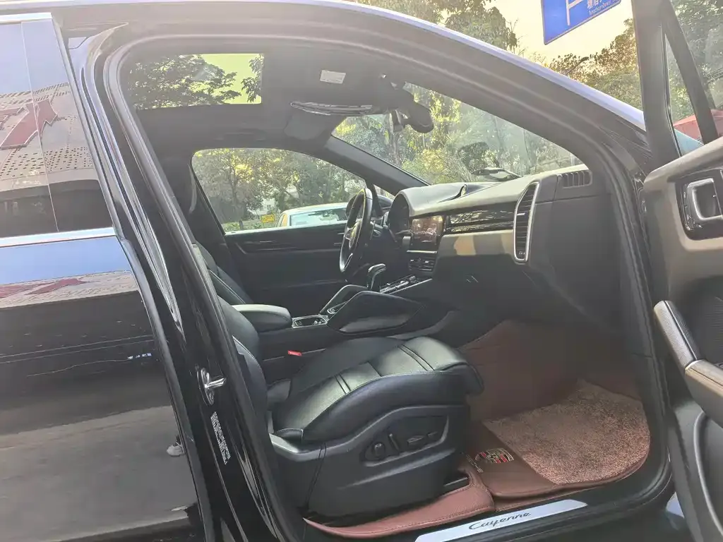 Porsche Cayenne 2022 из CN, фото 10