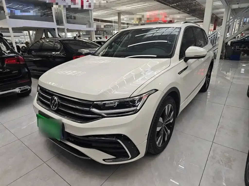 Volkswagen Tiguan L 2022 из CN, фото 1