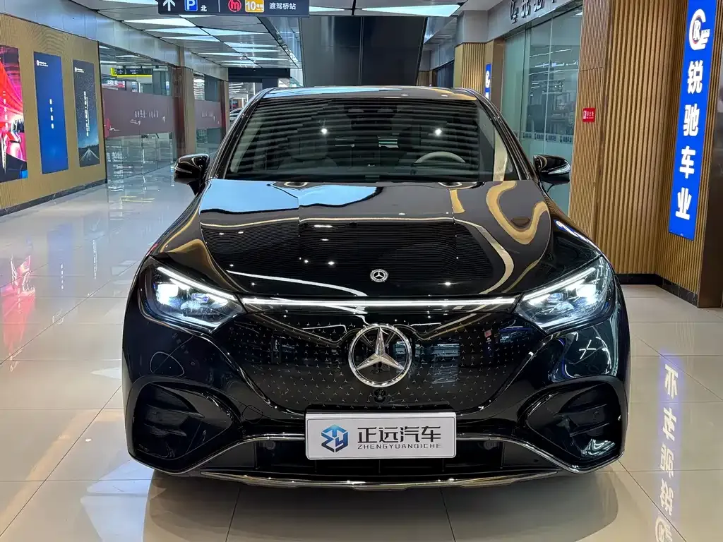 Mercedes-Benz EQE SUV 2023 из CN, фото 9