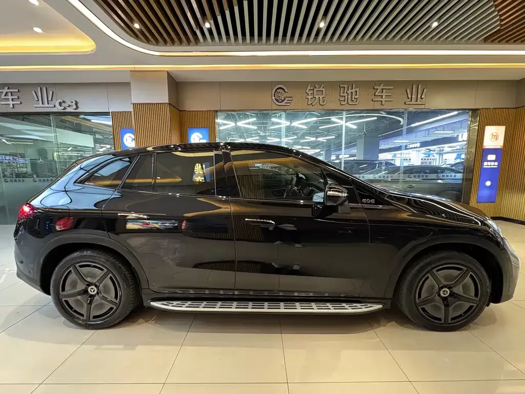 Mercedes-Benz EQE SUV 2023 из CN, фото 6