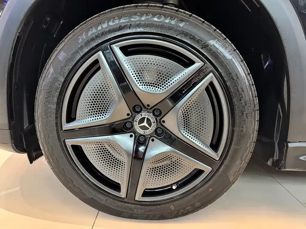 Mercedes-Benz EQE SUV 2023 из CN, фото 8