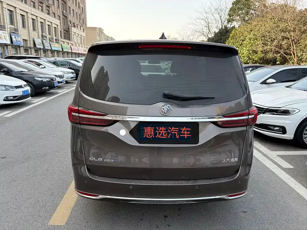Buick GL8 2023 из CN, фото 6