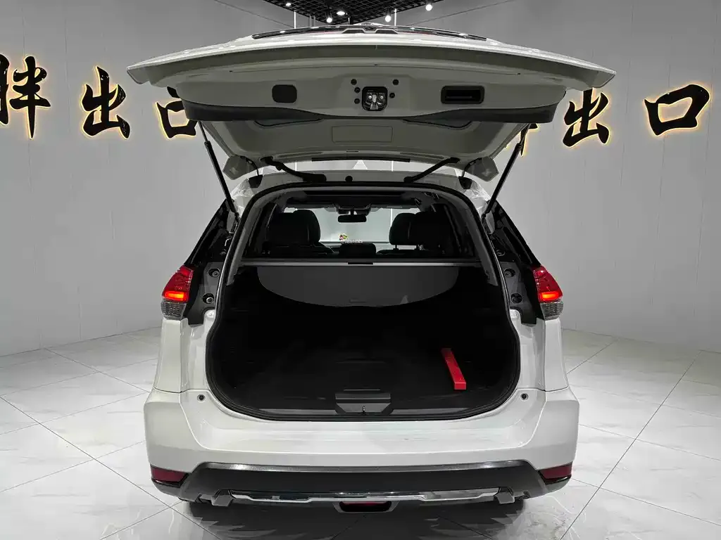 Nissan X-Trail 2023 из CN, фото 5