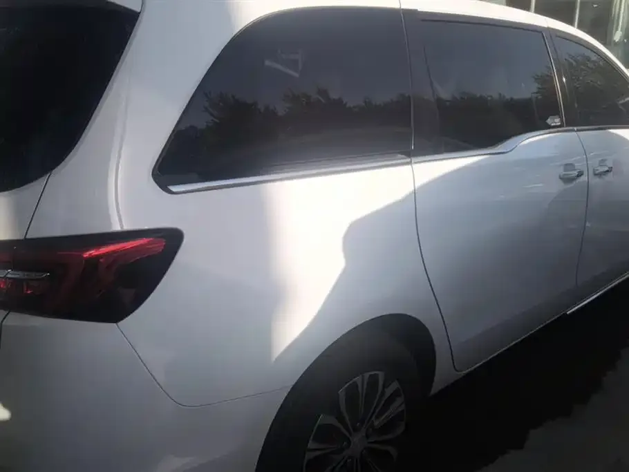 Buick GL8 2023 из CN, фото 9