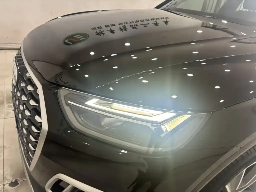 Audi Q5L Sportback — фото 2
