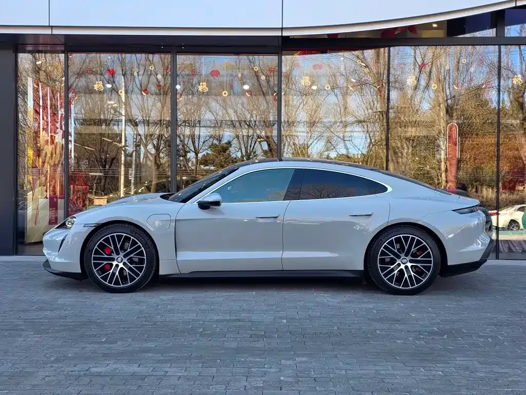 Porsche Taycan 2021 из CN, фото 8