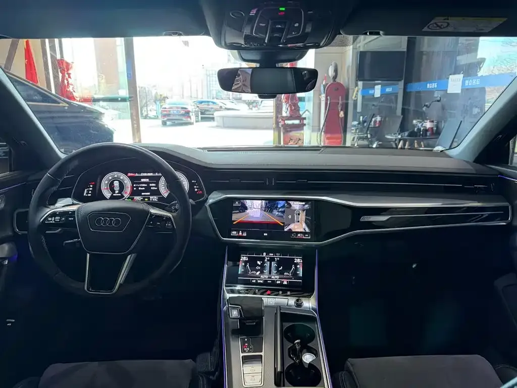 Audi A6L 2023 из CN, фото 2