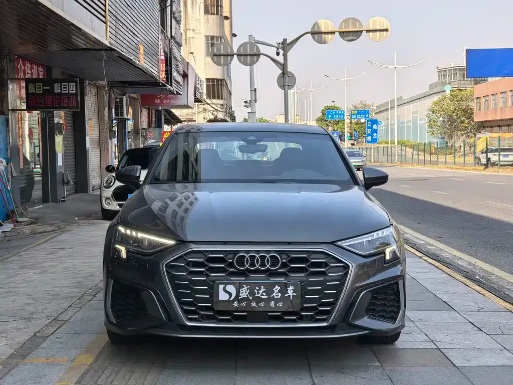 Audi A3 2024 из CN, фото 10