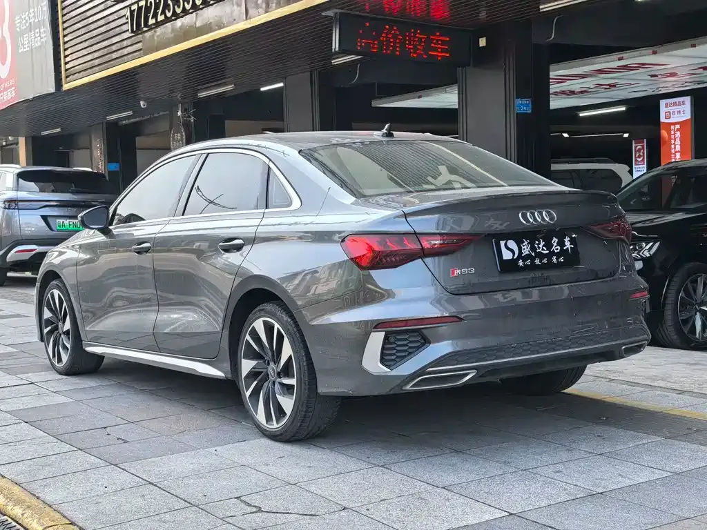 Audi A3 2024 из CN, фото 5