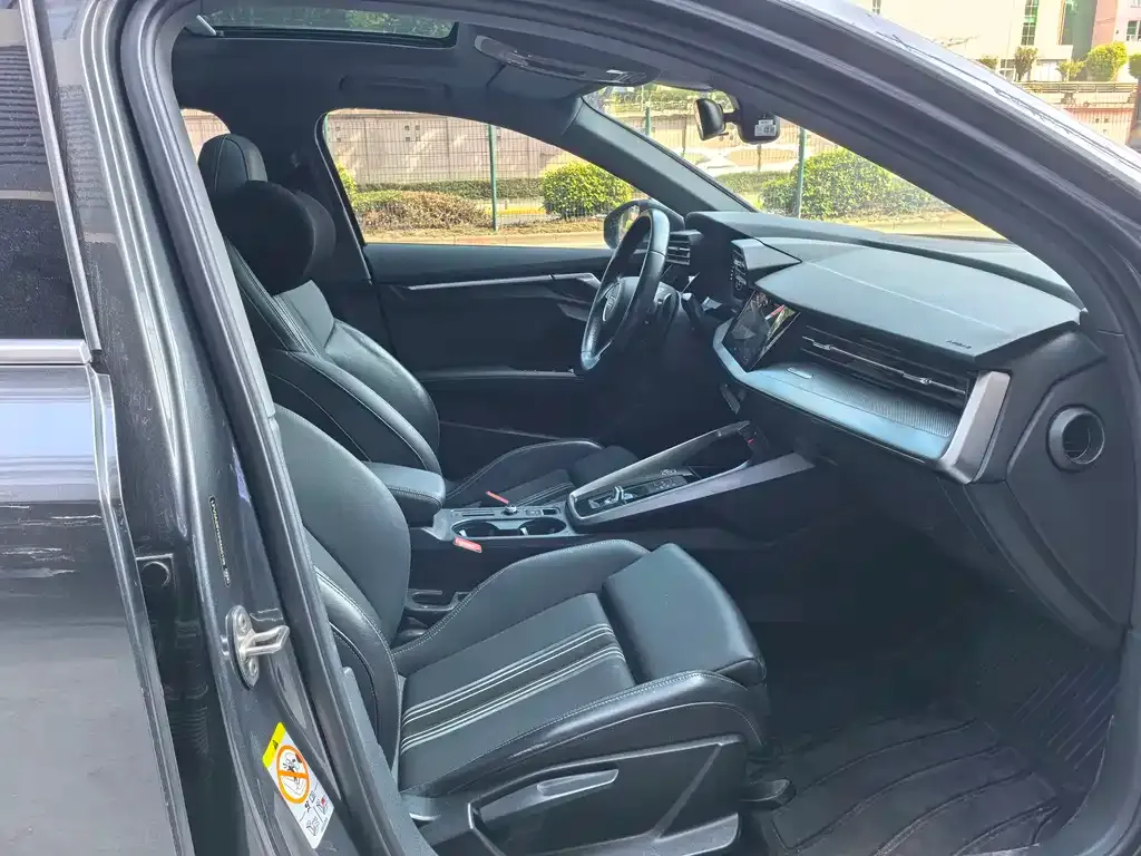 Audi A3 2024 из CN, фото 4