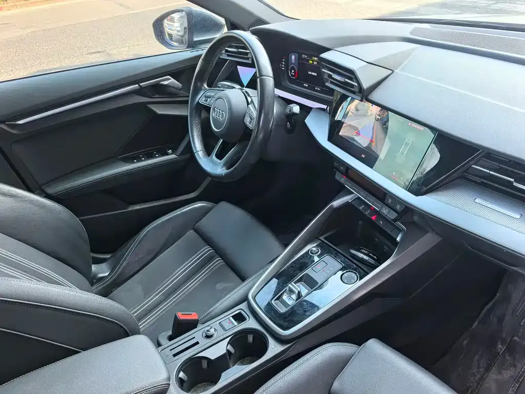 Audi A3 2024 из CN, фото 2