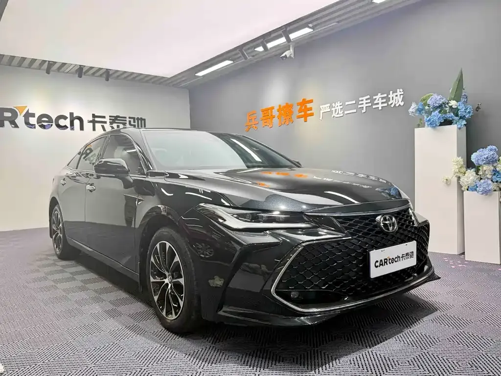 Toyota Avalon 2022 из CN, фото 1