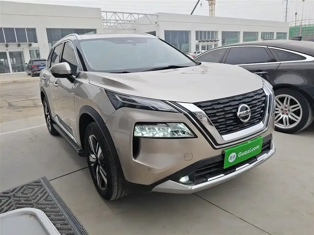 Nissan X-Trail — фото 10