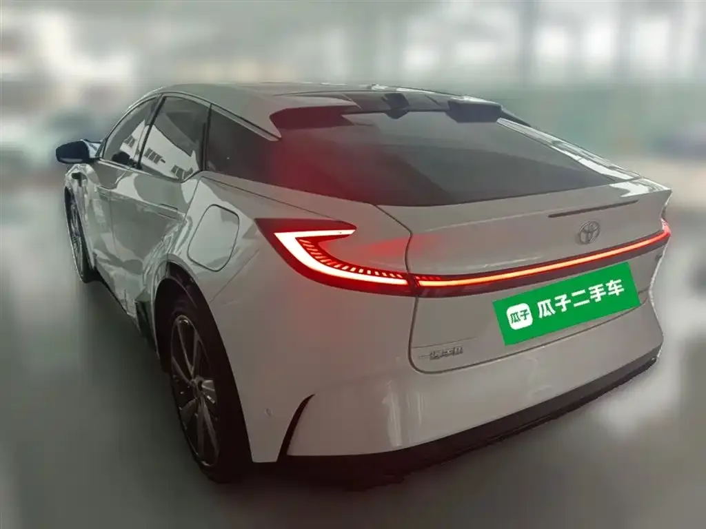 Toyota bZ5 2025 из CN, фото 10