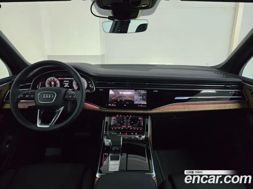 Audi Q7 2025 из KR, фото 4