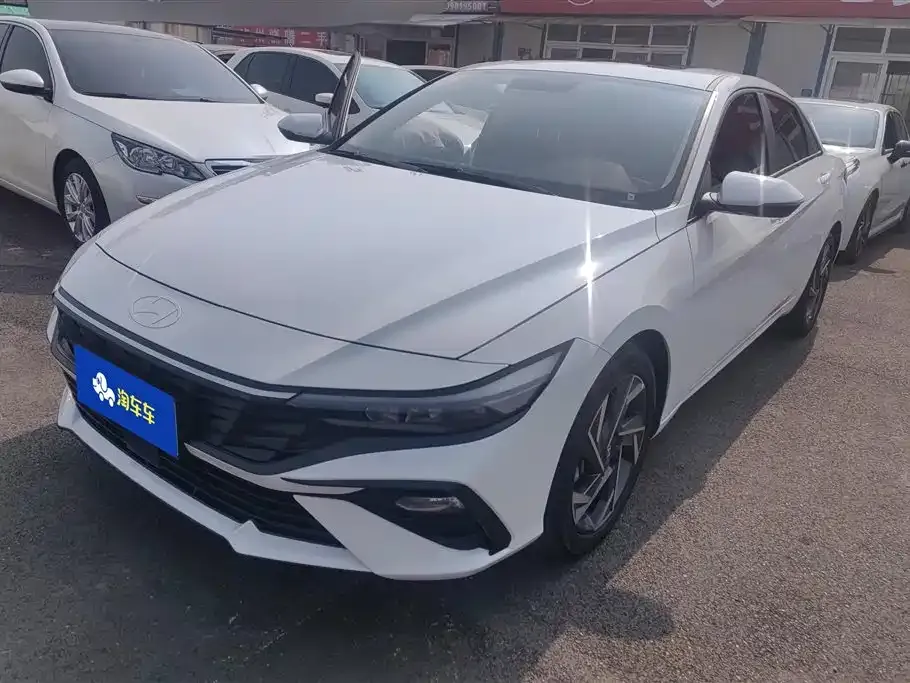 Hyundai Elantra 2024 из CN, фото 1