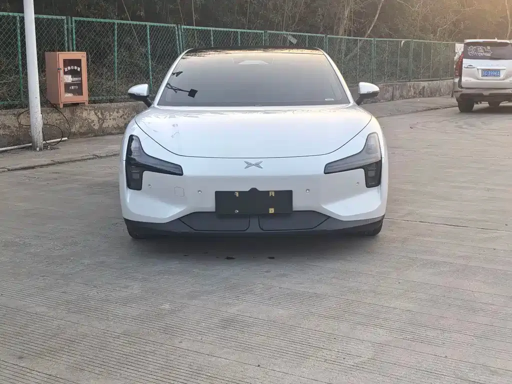 XPeng MONA M03 2024 из CN, фото 3