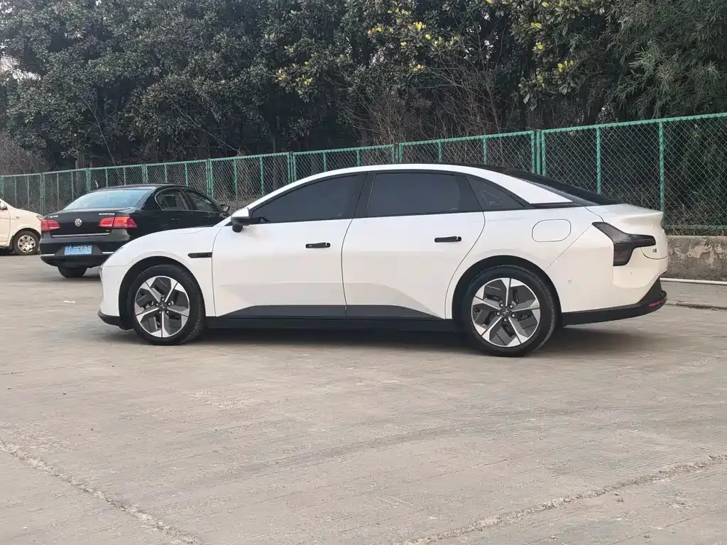 XPeng MONA M03 2024 из CN, фото 7