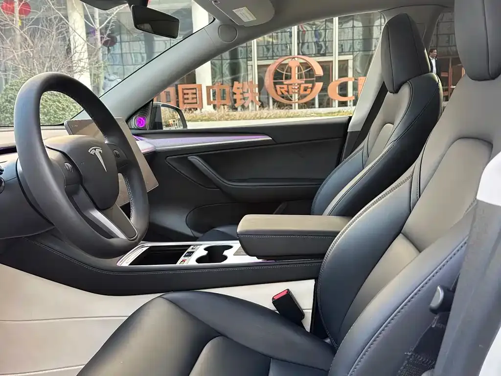 Tesla Model Y 2024 из CN, фото 8