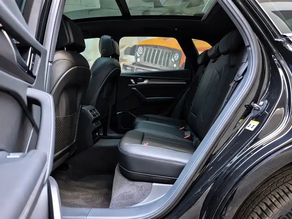 Audi Q5L 2025 из CN, фото 5