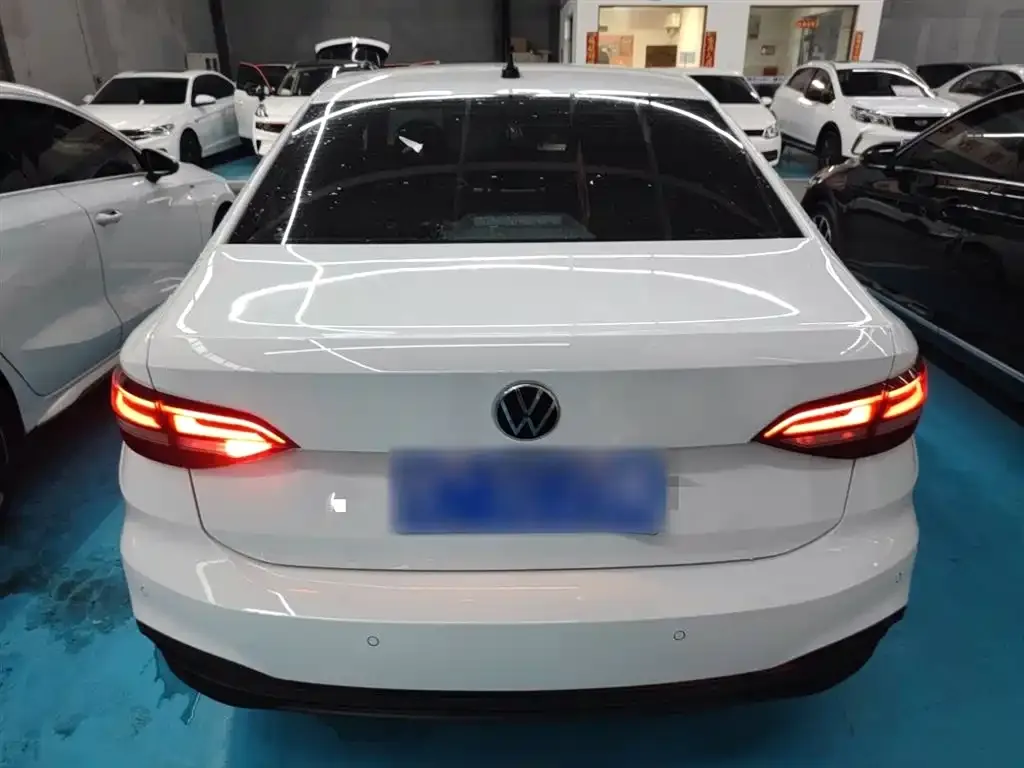 Volkswagen Lavida 2022 из CN, фото 6
