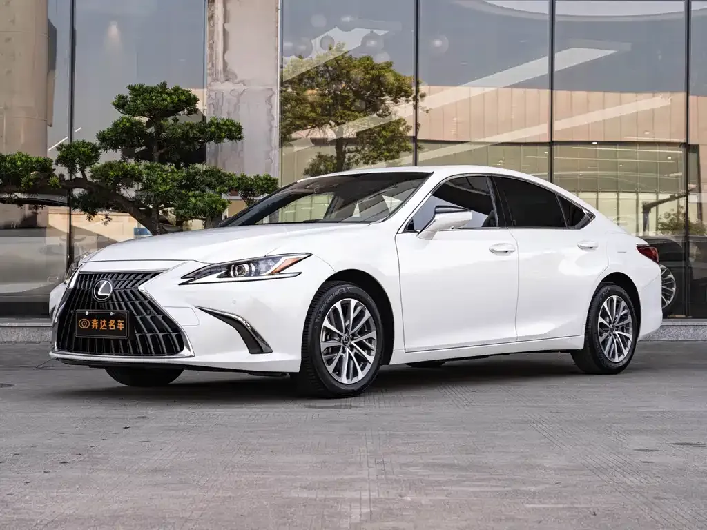 Lexus ES 2024 из CN, фото 1