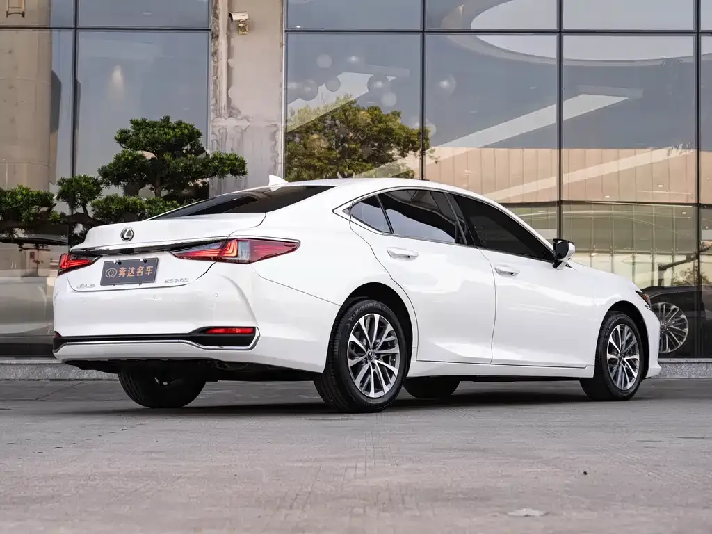 Lexus ES 2024 из CN, фото 10