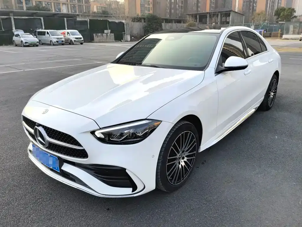 Mercedes-Benz C-Class — фото 1