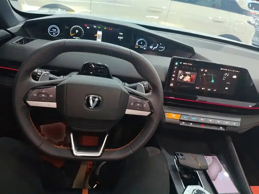 Changan UNI-V 2024 из CN, фото 8