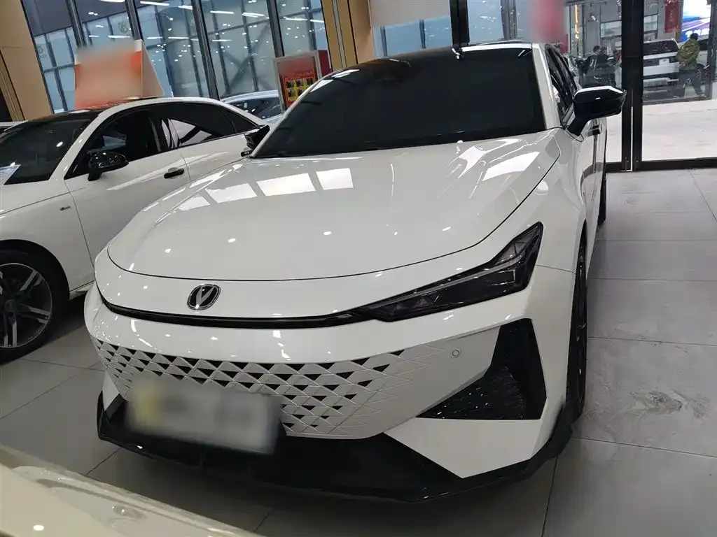 Changan UNI-V 2024 из CN, фото 9