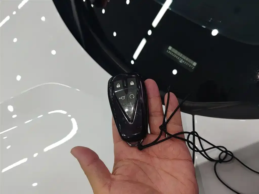Changan UNI-V 2024 из CN, фото 4