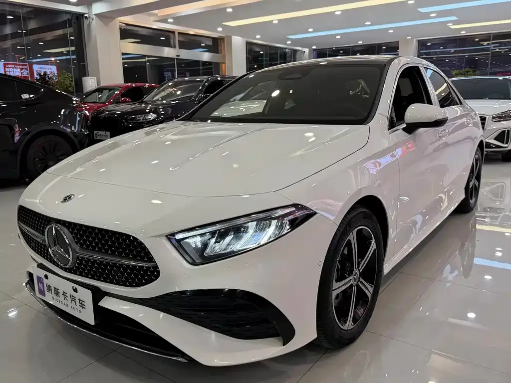Mercedes-Benz A-Class — фото 1
