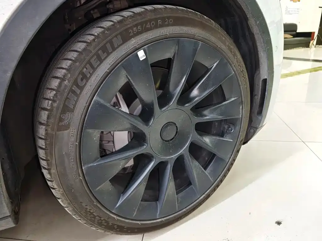 Tesla Model Y 2023 из CN, фото 7