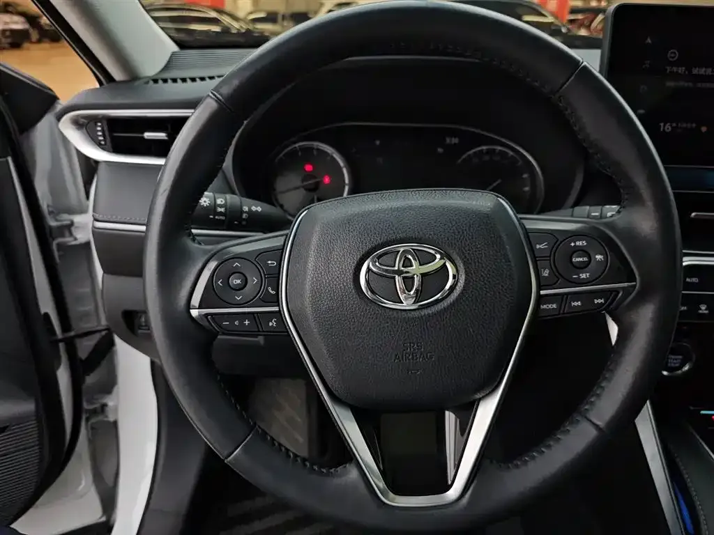 Toyota Harrier 2024 из CN, фото 3