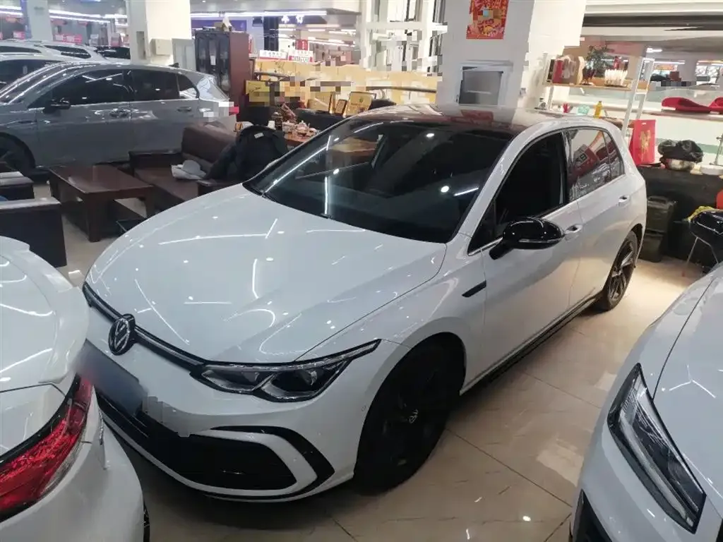 Volkswagen Golf 2022 из CN, фото 1