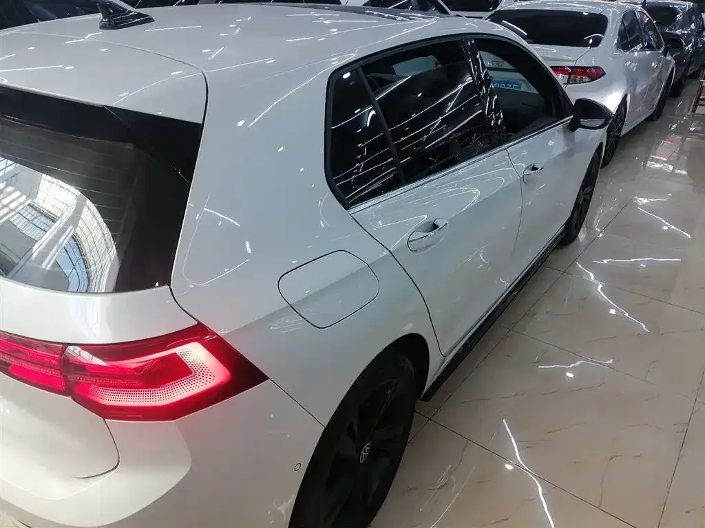 Volkswagen Golf 2022 из CN, фото 8