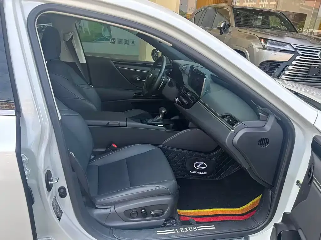 Lexus ES 2024 из CN, фото 7