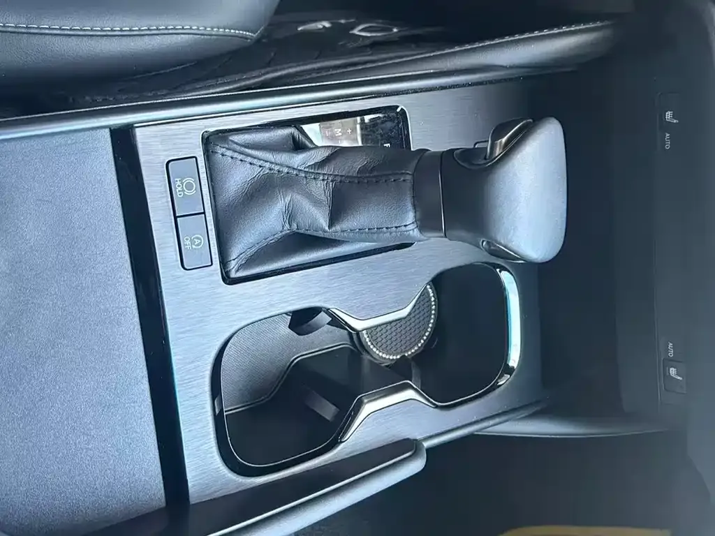 Lexus ES 2024 из CN, фото 9
