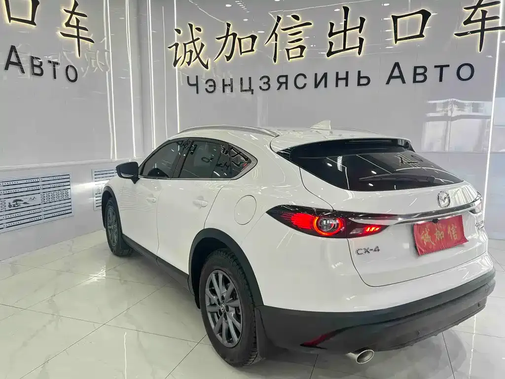 Mazda CX-4 — фото 3