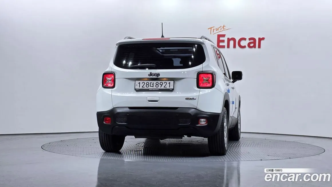 Jeep Renegade 2021 из KR, фото 4