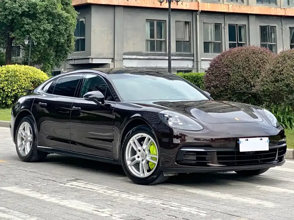 Porsche Panamera — фото 4