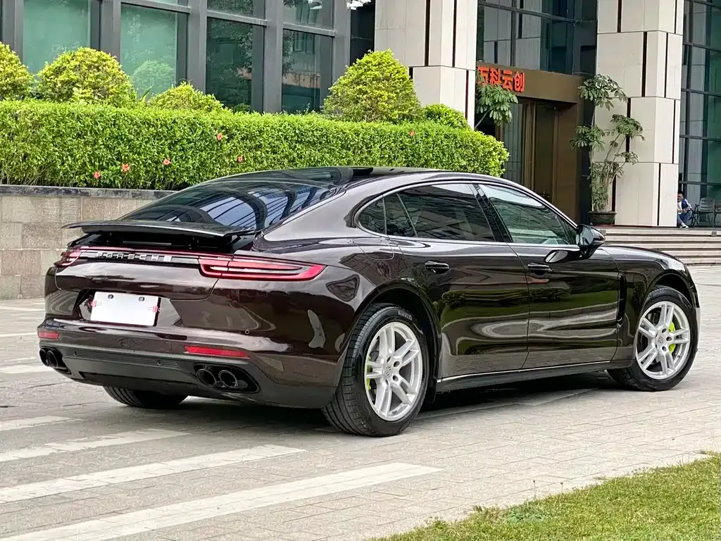 Porsche Panamera — фото 7