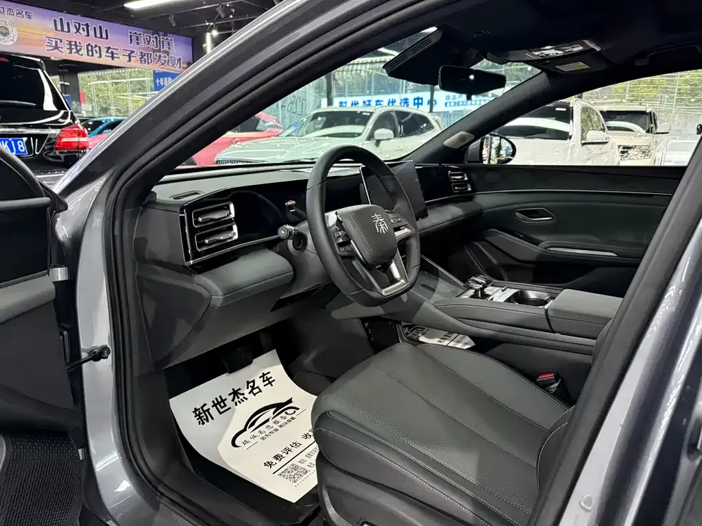BYD Qin L — фото 8